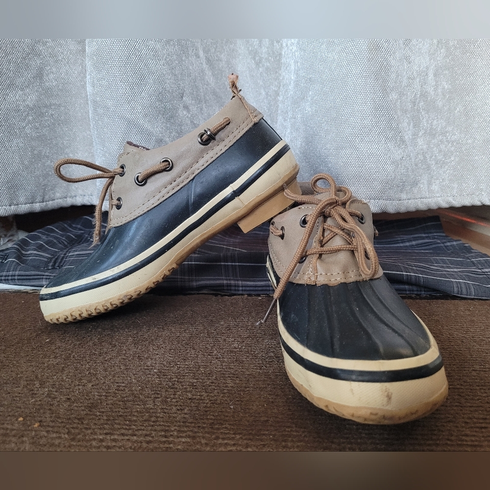 ⭐️Unisex Black Outbound Duck Shoes⭐️
